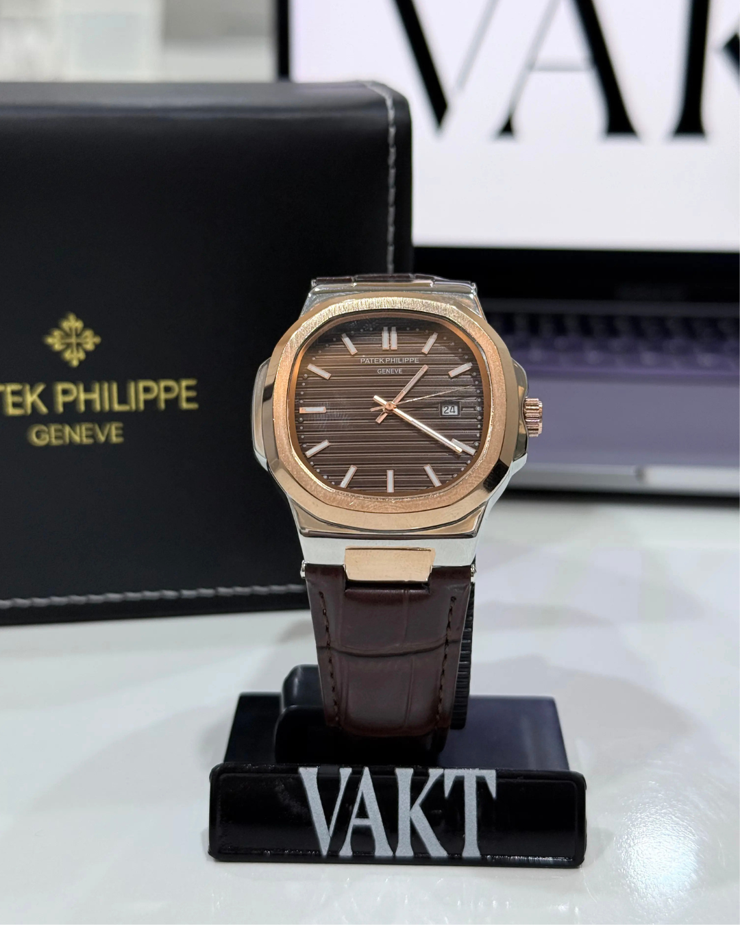 Leather Strap Watches in Pakistan